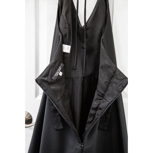 Rampage Y2K Black Tea-length Halter Formal Ponte Dress, size 7 - Picture 6 of 8